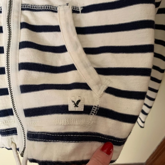 American Eagle Navy Striped Sweatshirt Size XS - Picture 5 of 7
